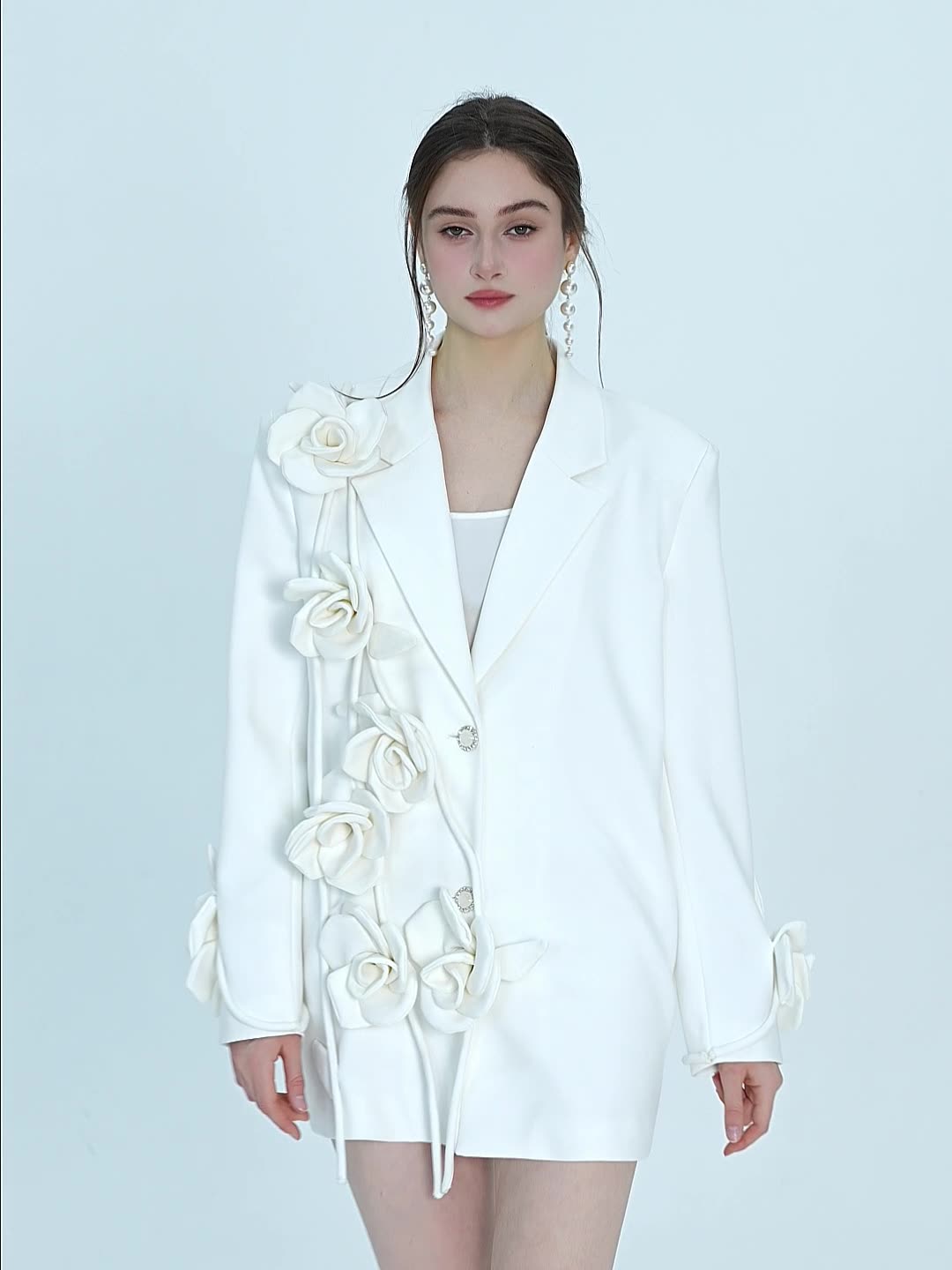 The Alabaster 3D Bloom Suit