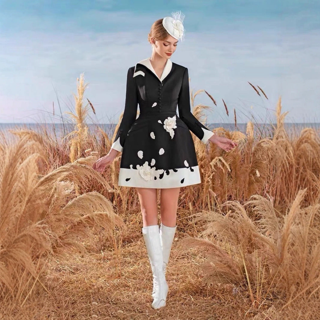 The Lotus Appliqué Mini