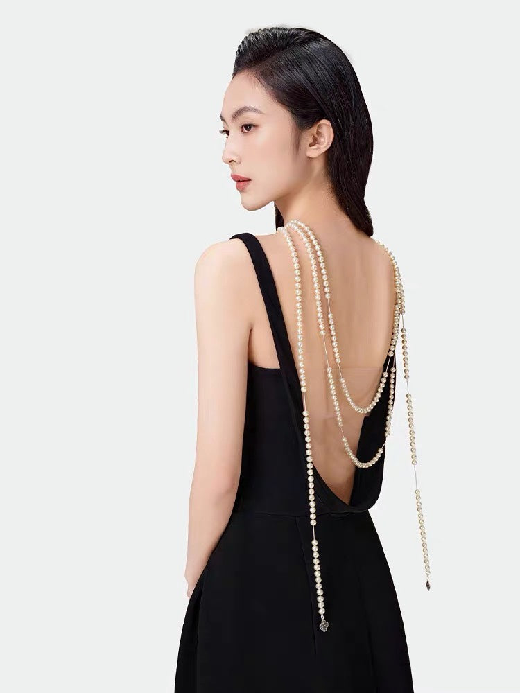 The Noir Minimalist Slip