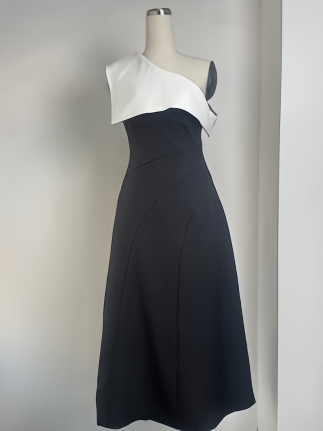 The Onyx Asymmetric Midi