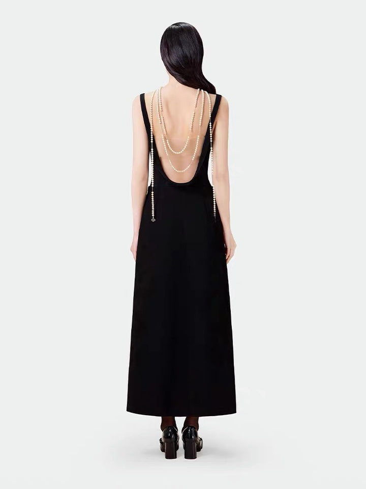 The Noir Minimalist Slip