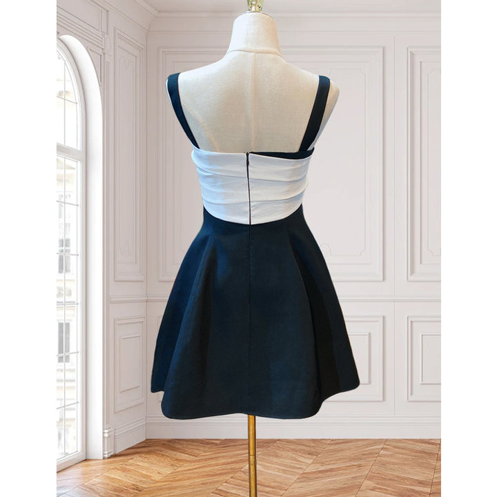 The Midnight Bow Mini
