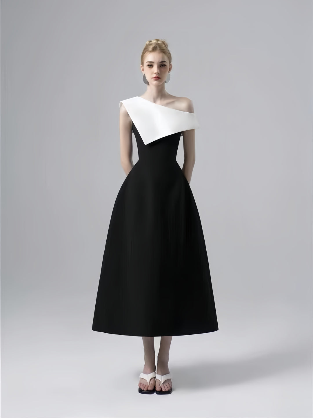 The Onyx Asymmetric Midi