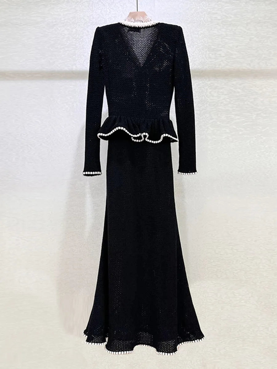 V-Neck Lace-Paneled Waist-Cinching Fishtail Black Knit Maxi